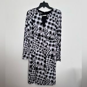 Black, white and gray body hugging faux wrap dress by Muse